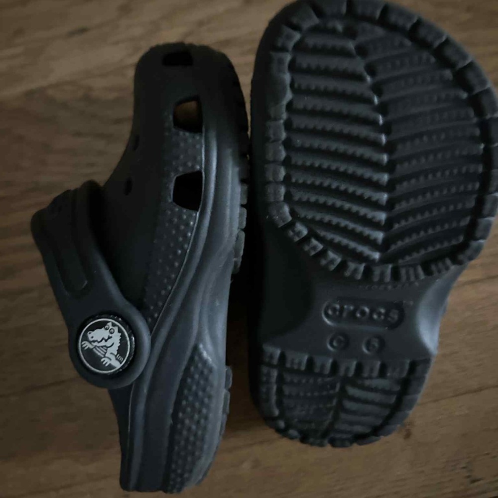 Kids crocs
